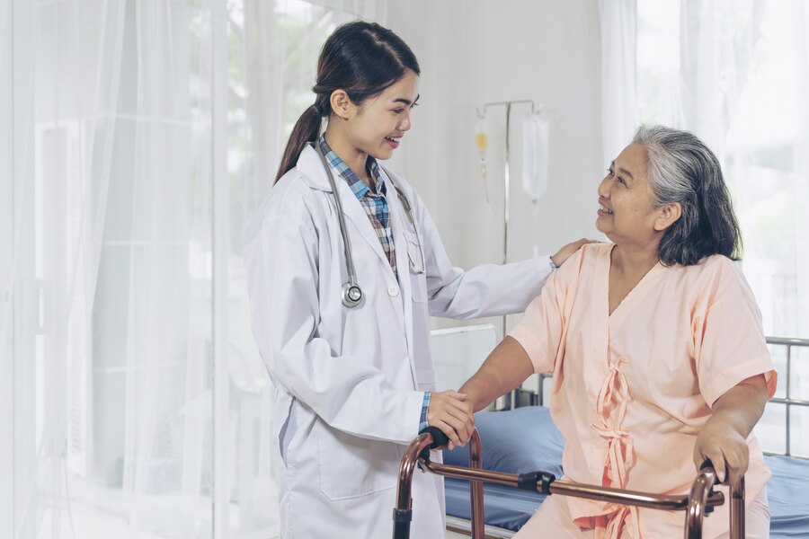 Keuntungan Menggunakan Caregiver